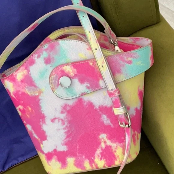 Multicolor Tie-Dye Bucket Crossbody Bag - Picture 3 of 5